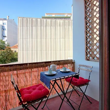 Sailing 公寓 阿威罗